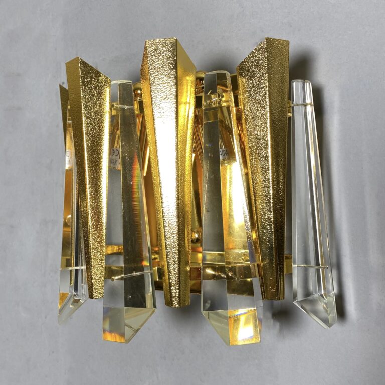 لوستر دیوارکوب دو شعله مدرن طلایی