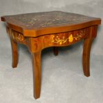 میز عسلی کنار مبلی قهوه ای معرق