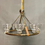 لوستر کریستالی و چرم نئوکلاسیک