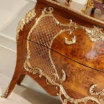 طرح روی آینه کنسول چوبی برنزکوب دو کشو