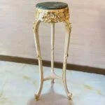 میز تلفن کرم و طلایی سنگ سبز