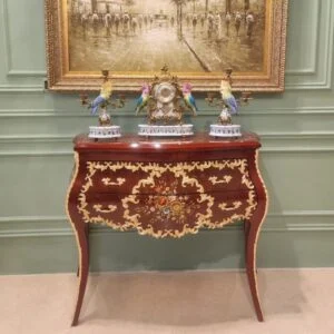 کنسول نقاشی شده چوبی قهوه‌ای