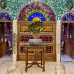 میز سرو چوبی قهوه ای گرد برنزکوب