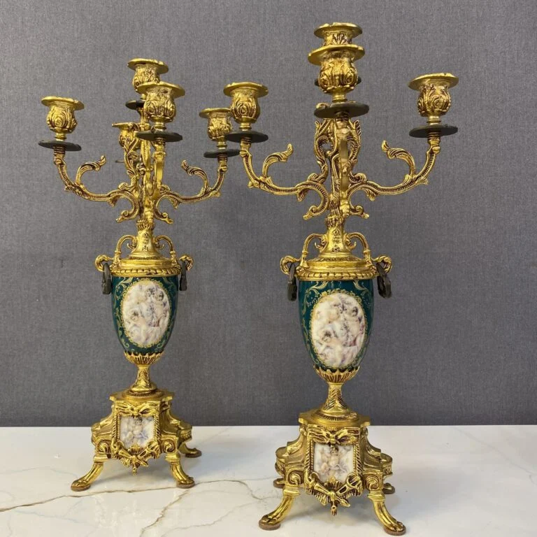 ساعت و شمعدان سبز و طلایی برنز