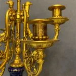 ساعت و شمعدان آبی و طلایی برنز