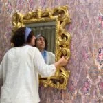آینه دیواری طلایی
