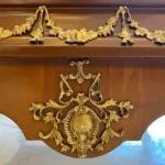 میز وسط مربع برنزکوب قهوه ای