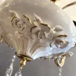 لوستر سفید و طلایی گل شش شاخه