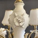 لوستر سفید و طلایی گل شش شاخه