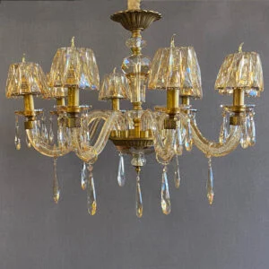 لوستر کلاسیک طلایی هشت شاخه مولتی کالر