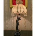 آباژور رومیزی کلاسیک زن رنگ آنتیک