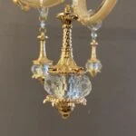 لوستر طلایی هشت شاخه لاله کلاسیک