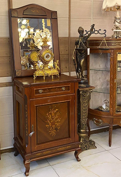 آینه و کنسول معرق کوچک