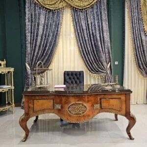 میز مدیریت کلاسیک چوبی