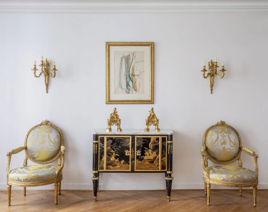 نحوه نگهداری آینه کنسول چوبی معرق و تمیز کردن آن