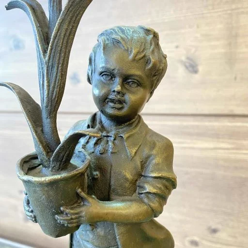 شمعدان کوچک برنز پسرک