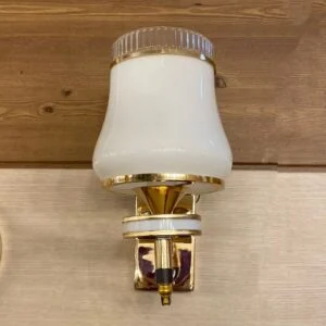 چراغ دیواری نئوکلاسیک سفید و طلایی