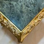 صفحه میز چوبی طلایی