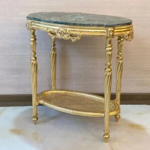 میز چوبی طلایی منبت کاری شده