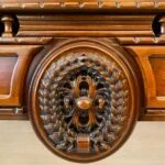 منبت کاری روی کنسول چوبی