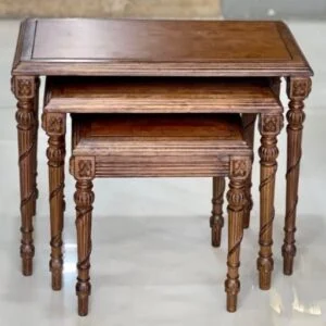 میز عسلی قهوه ای