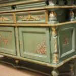 بدنه کنسول چوبی سبز و طلایی