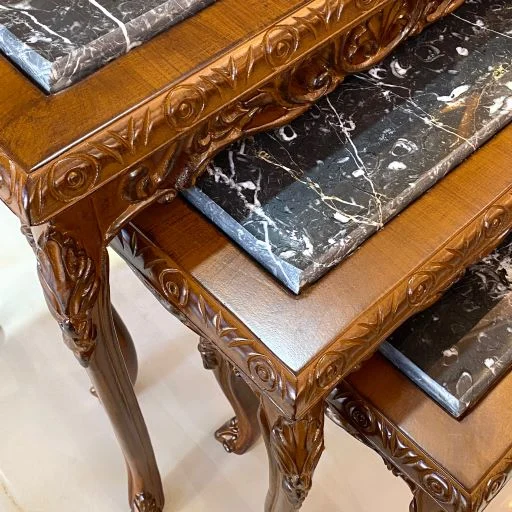 میز عسلی قهوه ای شیک منبت و سنگ