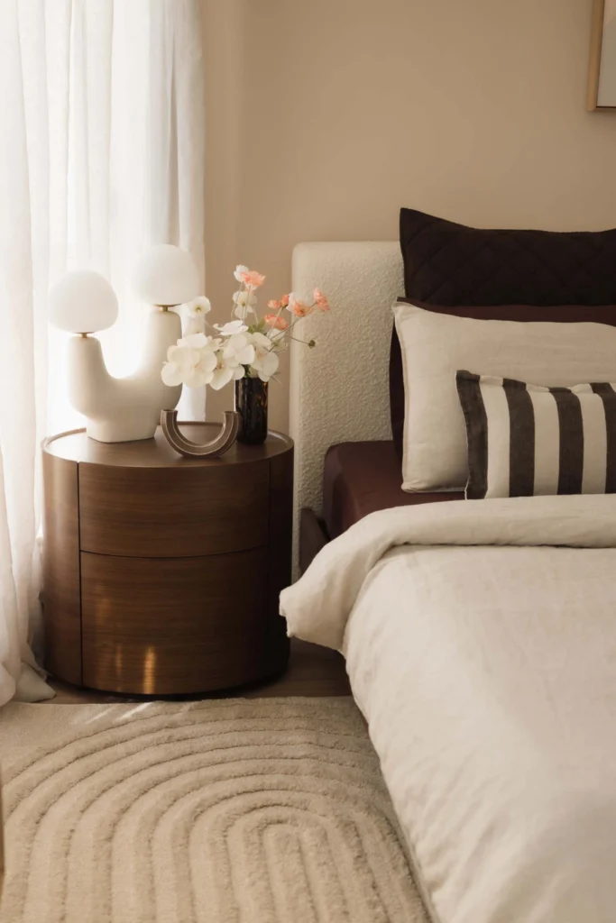 میز کوچک ام دی اف