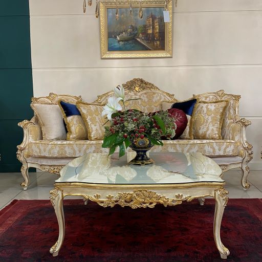 مبلمان کلاسیک کرم طلایی ژالین